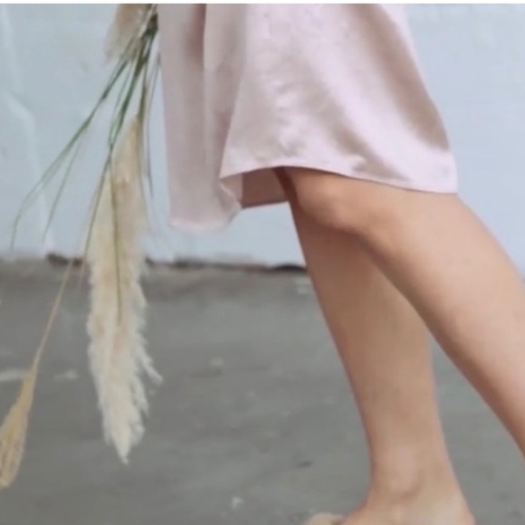 Jenni Kayne satin slip dress in blush - Picture 7 of 12